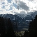 auf der anderen Talseite des Walgau ist es etwas winterlicher - Blick ins Galinatal