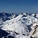 Und nochmals ein Blick über das Skigebiet von Bivio ins Bergell.
