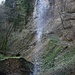 Eindrückliche Passage hinter dem Wasserfall hindurch.