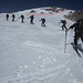 Oberhalb der Felsstufe wieder auf den Ski weiter über den E-Hang des Ewigschneehorns…