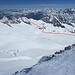Foto von der Ankenbälli-Tour vom Gipfel – Route über den Gauligletscher auf das Ränfenhorn und weiter auf den Rosenlauigletscher