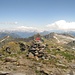 Gipfel-Steinmann auf dem Pizzo di Vogorno 2442m