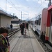 Am Bahnhof Hospental war dann Rushhour der Tourengänger.