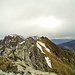 Blick vom Westgipfel auf den Ostgipfel der Stöllen, dahinter der Schafwisspitz und weitere Alpsteingipfel
