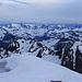 Aussicht vom Pizzo Campo Tencia (3071,7m) nach Nordwesten zu den Urner Alpen. Am Horizont sind von Links nach Rechts: Galenstock (3586m), Dammastock / Winterberg (3630,3m), Sustenhorn (3503m) und Fleckistock / Rot Stock (3416,5m).