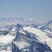 Der Mont Blanc am gleichen Tag fotografiert von [u Dolmar] vom Gipfel des Eigers (3970m)
Danke für das Photo und Gratulation zur <a href="http://www.hikr.org/tour/post79138.html" target="_blank">Eiger Westwand</a>!