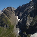 Le célèbre Ruch Chälen, passage clé de l'ascension à ski du Gross Ruchen, un must absolu! Au fond à gauche on perçoit le Chammliberg et le Gross Schärhorn.