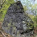 Vulkanisches Gestein (Tephrit)