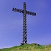 L'enorme croce in vetta al Pizzo Formico