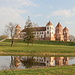 Мірскі замак / Mirski Zamak - Schloss Mir besitzt insgesamt 5 Türme, mindestens ein Turm ist aus den meisten Perspektiven jedoch verdeckt.