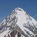 Zoom zur Königspitze mit vielen Aufsteigern in der Gipfelflanke