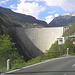 la diga sul lago di Vogorno