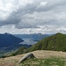 Der tolle Ausblick von der Alpe Mognone über die Magadinoebene und den Lago Maggiore.