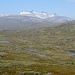 Die Ebene von Unna Allakas mit dem Storsteinfjellet im Hintergrund