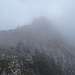 Blick nach oben beim Einstieg zum Mythenweg...sieht mystisch aus...