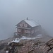Berghaus auf dem Grossen Mythen