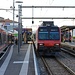Zug-Rushhour am Sonntag um 19:00 in Wädenswil.<br /><br />Auf Gleis 9 die S13 nach Einsiedeln und auf Gleis 1 der RE 3888 Glarner Sprinter nach Zürich der am Wochenende auch in Wädenswil hält.<br />Auf Gleis 3 die S2 nach Unterterzen.