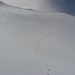 Diese Steilflanke stieg ich bzw. rutschte ich auf dem Hosenboden ab. Mit Skier wäre das sicherlich eine tolle Abfahrt!