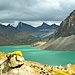 der Ala Kol... eine imposante Kulisse voller Farbenspiel<br />im Hintergrund der Gletscher, welcher den See speisst<br /><br />