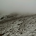 der Schnee und Nebel sorgen für eine mystische Stimmung im Aufstieg zum Ala Kol-Pass<br /><br />