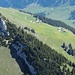 Der Tiefblick zur Alp Sigel.