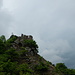 Unheilvolle Wolken über der Burgruine Hochgalsaun - die nächste Regenfront kündigt sich an!