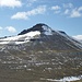 Rückblick zum höchsten Berg der Färöer und somit Dänemarks: Slættaratindur (882m)