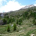 Rifugio Alpe Sponda e sullo sfondo la meta del giorno dopo, il Pizzo Forno
