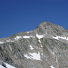 Cresta e anticima del Piz Rondadura. La cima principale resterà nascosta fino all'utlimo.