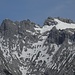 rechts die westl.Karwendelspitze, auch die Bergstation der Seilbahn ist zu sehen