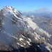 Aussicht vom Gspaltenhorn (3436,1m) auf den Doppelgipfel von Morgenhorn (3623m) und Wyssi Frau (3650m). Rechts ist die Wildi Frau (3274m).