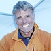 <b>Dei 3.839 abitanti di Mayrhofen uno è conosciuto in tutto il mondo: Peter Habeler (22.7.1942), l’uomo che per primo nella storia, insieme a Reinhold Messner, l’8 maggio 1978 ha scalato l’Everest senza ossigeno.<br />Nel corso dell’estate, per la precisione il 30.07.2014, il 12.08.2014 e il 22.08.2014 sarà possibile raggiungere l’Ahornspitze (2976 m) accompagnati dal grande Peter Habeler.</b>