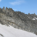 Der skurille Grat der Cima di Fornee. Der Gipfel ist ganz rechts