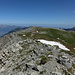Blick vom Gipfel (2365 m) zum Gipfelkreuz (2359 m)