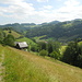 Steiler Aufstieg nach Oberwald mit Blick zur Wilket.