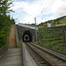 Durch den Tunnel wäre es deutlich näher gewesen...Tunnelportal des Wasserfluhtunnels bei Lichtensteig