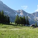Die Chammhaldenhütte vor dem Säntis