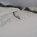 Blick ins Eis der Watzespitze und in die noch nebelverhüllte Flanke 
