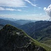 L'anticima Est del Capezzone vista dalla cima principale