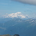 in der Ferne: der Mont Blanc