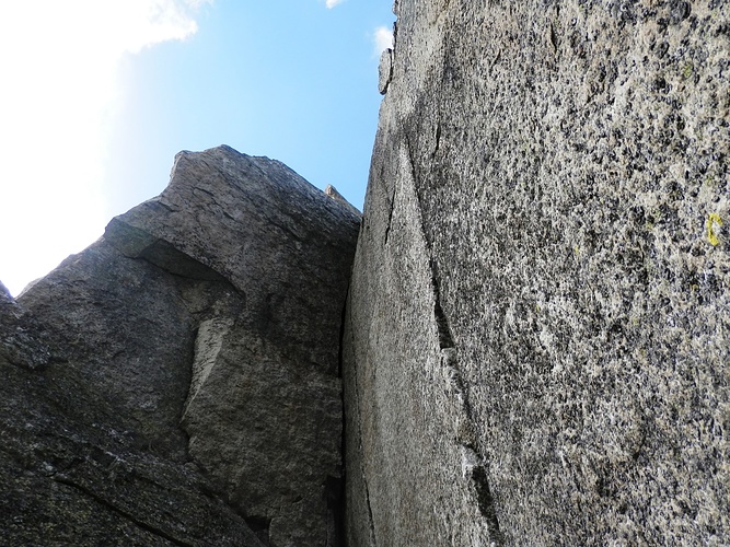 Kamin vor dem Gipfel - Fotos [hikr.org]