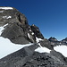Vom Col des Paresseux kann man die finale Gipfelschuttflanke der Haute Cime einsehen.