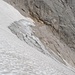 Mehr Spalten hat Deutschlands größter Gletscher (gottseidank) nicht zu bieten. Zusammen mit dem Schneeferner (wir werden vom Gipfel nachher noch auf ihn hinunterblicken) und dem [http://www.hikr.org/gallery/photo120059.html?post_id=12974#1 Blaueisgletscher] (unter dem Hochkalter) haben wir in Deutschland 3 Gletscher ! Jawohl !