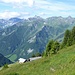 Blick hinüber zum Kärpf. Unten im Bild Ober Stafel.