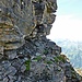 .. etwa 4m horizontale Querung über dieses Band, wo der Kamin der Normalroute endet, und weiter ..