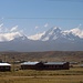 Huyana Potosi in voller Pracht vom Altiplano. Der Gipfel links ist der Maria Lloco, rechts neben dem Huyana Potosi der Pico Italia.