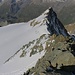 Tiefblick von Gipfelgtrat auf den Glacier de la Ruinette mit unserer Spur vorbei am P.3710m.
