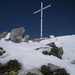 das einfache, metallene Gipfelkreuz auf Bella Tola