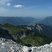 Im Hintergrund die Ammergauer Alpen und das Estergebirge