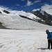 Remo vor dem Ewigschneefeld-Gletscher